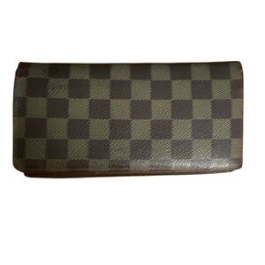 Authentic Damier Ebene Louis Vuitton Wallet!!